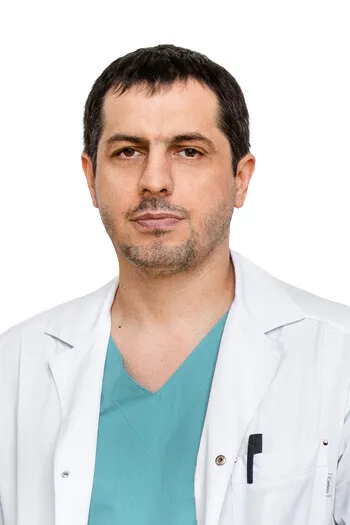 Доктор Мереджи Амир Муратович